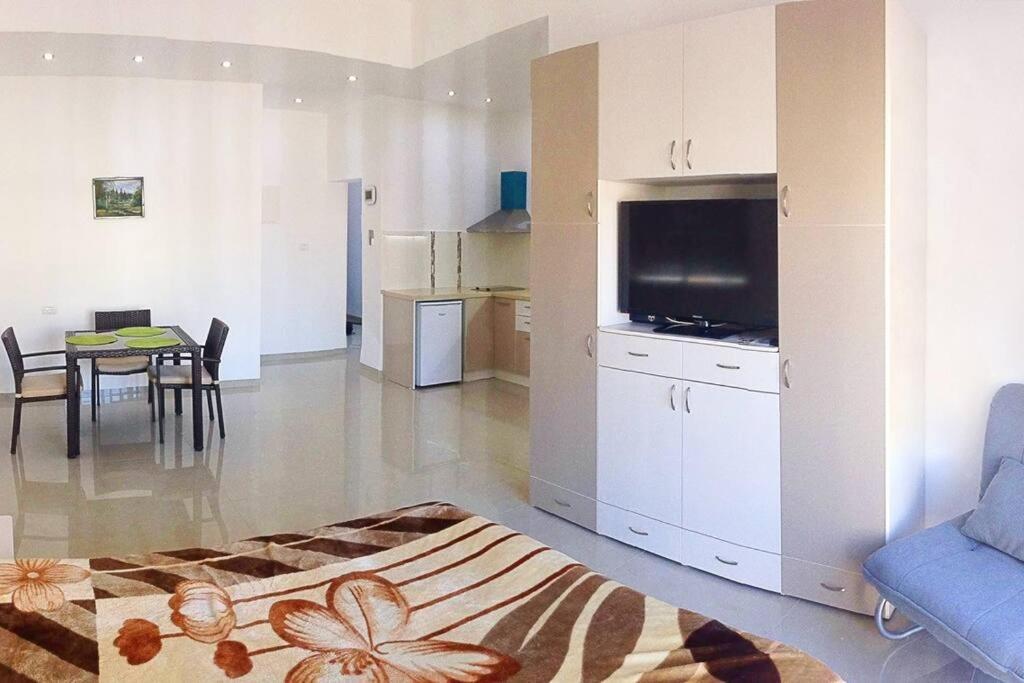 Bat Galim - Luxury Apartment By The Sea Хайфа Екстер'єр фото