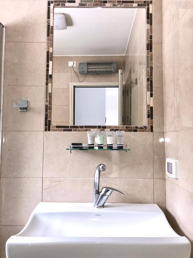 Bat Galim - Luxury Apartment By The Sea Хайфа Екстер'єр фото